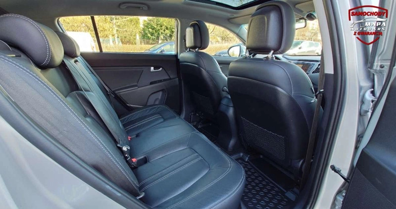Kia Sportage cena 56500 przebieg: 156594, rok produkcji 2015 z Wadowice małe 277